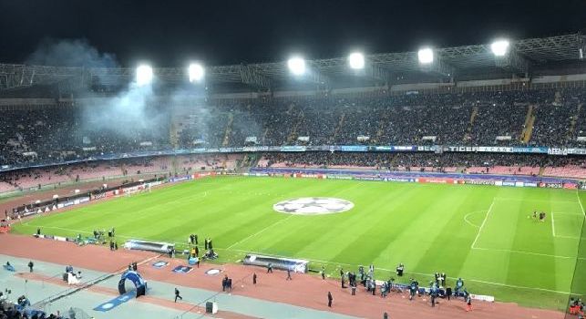 Il San Paolo gremito in Champions League
