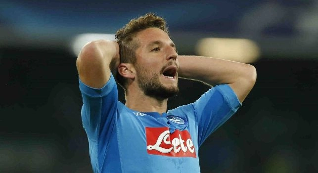Il rammarico di Mertens e la rabbia di Sarri a bordocampo: tutti gli scatti di Napoli-Manchester City [FOTOGALLERY CN24]