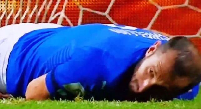 Dalla Svezia attaccano lo juventino Chiellini: Che sceneggiata! Simulazione da squalifica [VIDEO]