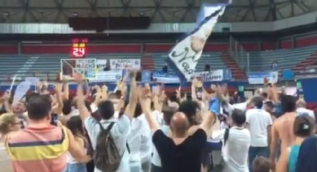 Trasferta a Roma vietata per i tifosi della Cuore Napoli Basket: si temono scontri con i supporter romanisti
