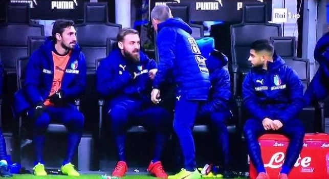 De Rossi, chiamato da Ventura, indica Insigne in panchina per subentrare con la Svezia