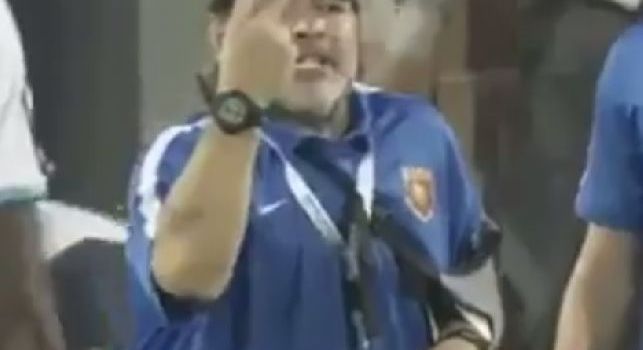 Maradona espulso