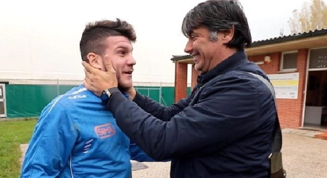 Rischia di morire sul campo: salvato dall'allenatore avversario