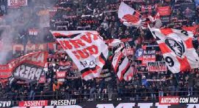 Milan-Napoli 1-0, la Curva Sud intona cori di discriminazione territoriale: scatta la sanzione al club rossonero