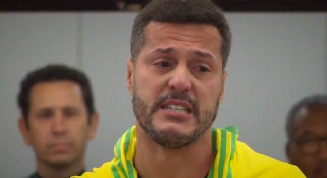 Julio Cesar dà l'addio al Benfica e scoppia in lacrime: discorso commovente nello spogliatoio [VIDEO]