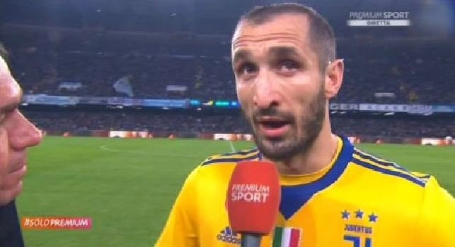 Chiellini risponde a Insigne: Noi le finali le perdiamo perché le giochiamo, che mancanza di rispetto! Persone che parlano a vanvera sul bel gioco e sugli arbitri... [VIDEO]