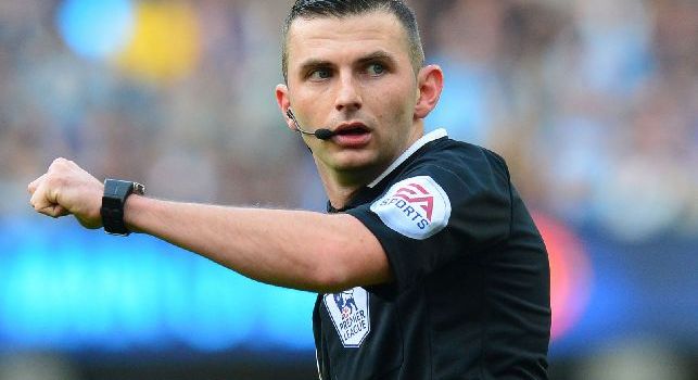 UFFICIALE - Feyenoord-Napoli, arbitra l'inglese Michael Oliver