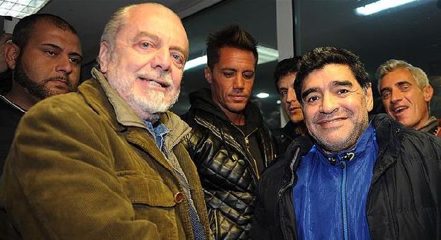 Cronache di Napoli: De Laurentiis choc, schiaffo a Maradona e History Channel! [FOTO]