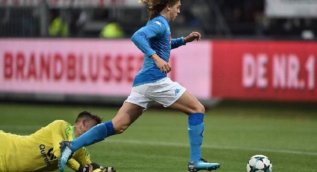 Youth League - Feyenoord-Napoli 4-3, le pagelle: Mezzoni nel pallone, Abdallah in balia degli olandesi. Si salvano Esposito e Zerbin