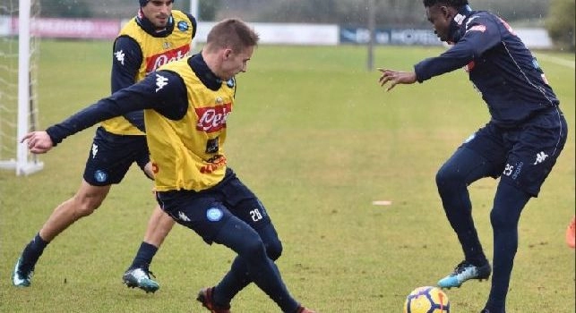 SSC Napoli, il report da Castel Volturno: circuiti di forza e lavoro tattico, differenziato per Insigne