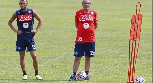 Omar El Kaddouri con la maglia del Napoli