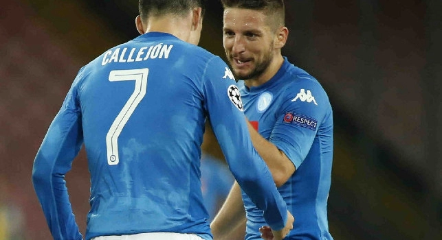 Repubblica - Rinnovi Mertens e Callejon, il Napoli vuole spalmare l'ingaggio: c'&egrave; distanza tra le parti