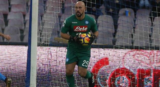 L'ex Barça Victor Valdes si ritira, splendido messaggio di Reina: La nostra rivalità ci ha aiutato a migliorare. Sei stato il migliore [FOTO]
