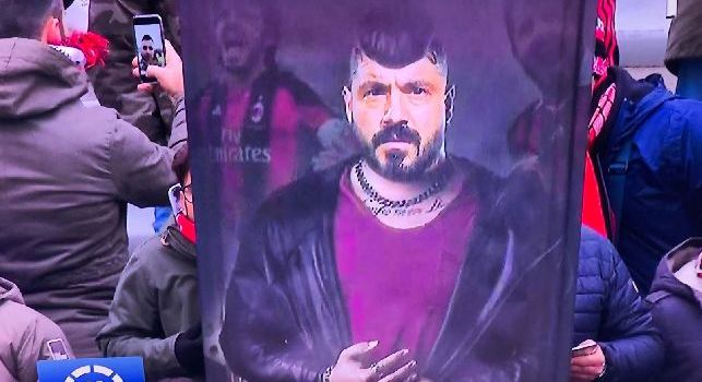 Ironia napoletana a Firenze, striscione con Gattuso versione Genny Savastano: Mo ce ripigliamm tutt' chell' che è o nuostr [FOTO]