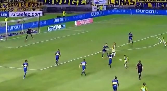 Vi ricordate di Chavez? L'ex meteora del Napoli è andata a segno contro il Boca Juniors con un super gol! [VIDEO]