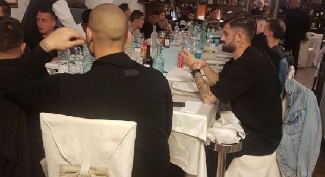 Convocazione Brasile, Allan paga la cena a tutta la squadra: presenti anche Ancelotti e lo staff! [FOTOGALLERY]