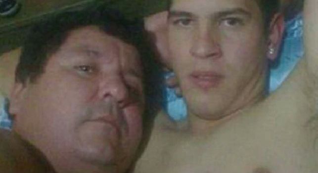 Scandalo sessuale in Paraguay, pubblicate foto del presidente del Rubio Ñú de Luque in atteggiamenti intimi con un suo giocatore [FOTO]