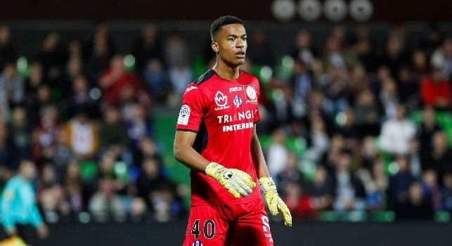 Alban Lafont, portiere del Tolosa