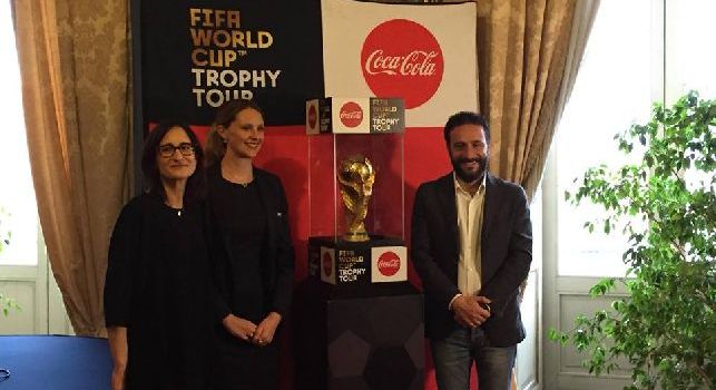 Coppa del Mondo a Napoli, le prime immagini del trofeo a Palazzo San Giacomo [FOTO & VIDEO CN24]