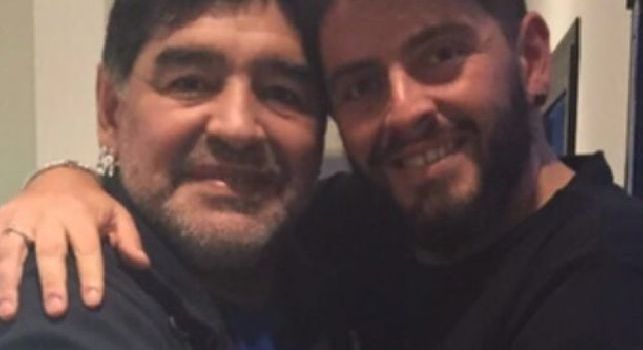 Diego Armando Jr a Maradona: Auguri papà... anche se siamo lontani ti penso sempre!