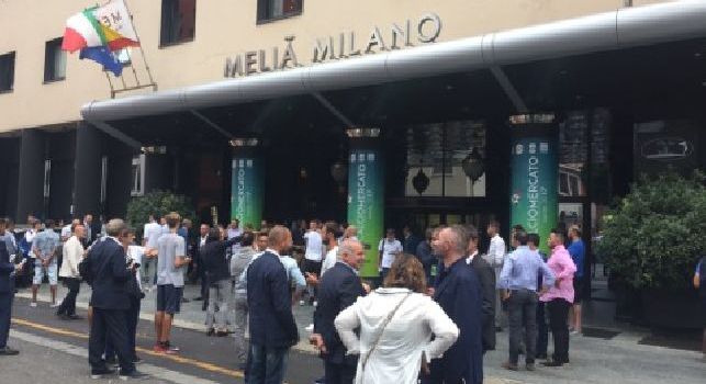 Calciomercato, la Serie A pronta alla rivoluzione! Addio prestiti, verrà introdotta la <i>recompra</i>: i dettagli