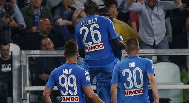 Il Napoli è la squadra più prolifica da calcio d'angolo, Koulibaly secondo solo a de Vrij: i numeri