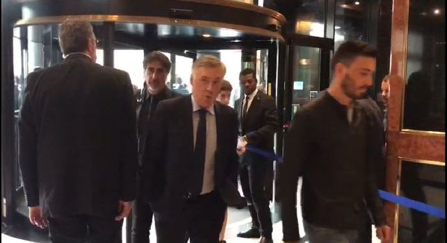 Ancelotti è in Italia: appena arrivato all'addio al calcio di Pirlo in compagnia di Gattuso [VIDEO]