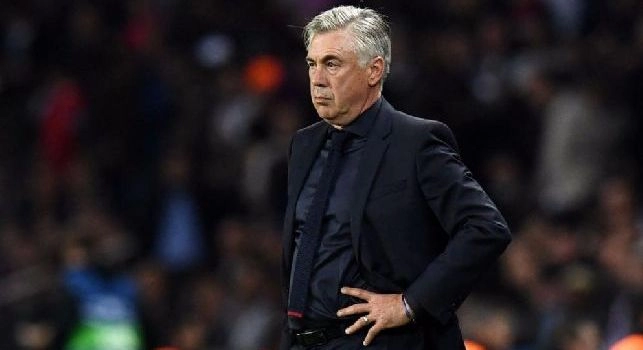 Kiss Kiss - Ancelotti ha preso casa a Posillipo