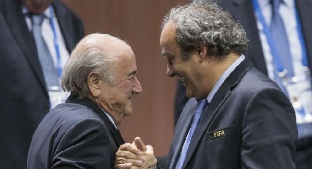 Blatter sul caso Platini: Non fu costretto da Platini, sono a disposizione della giustizia francese