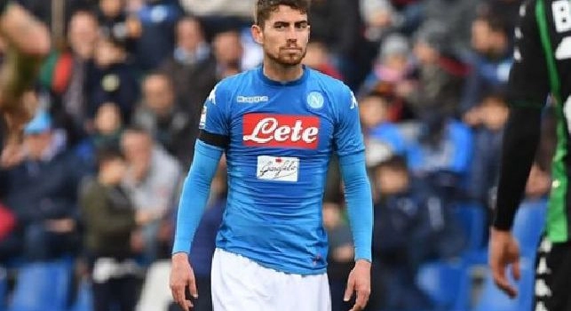 Jorginho in azione con la maglia del Napoli