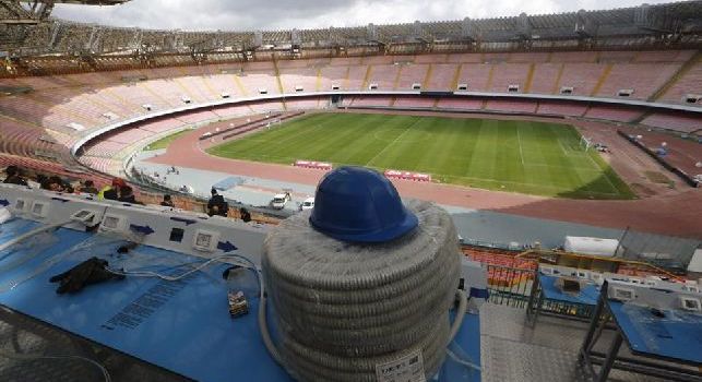 Stadio San Paolo: De Laurentiis chiede la sospensione dei lavori per le gare del Napoli