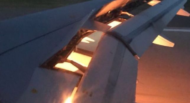 Paura in volo per l'Arabia Saudita, l'aereo prende fuoco in volo [VIDEO]