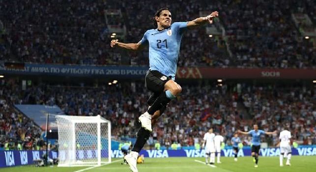 Edinson Cavani esulta per il 2-1 di Uruguay - Portogallo