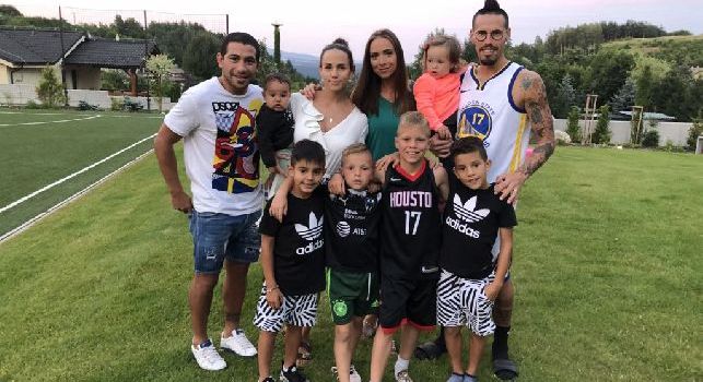 Gargano e Hamsik in vacanza assieme: Le nostre famiglie crescono, bello passare del tempo insieme [FOTO]