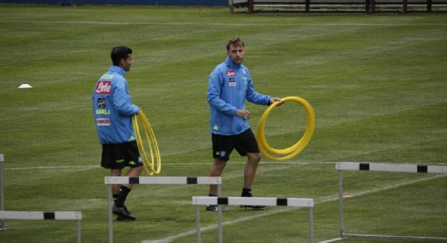 Tutto pronto sul campo di Carciato: lo staff di Ancelotti ha allestito il terreno di gioco [FOTO CN24]