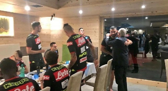De Laurentii arriva a Dimaro, saluto e cena con la squadra in hotel [FOTO]