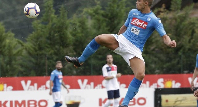 Mercato in uscita, il Napoli può dismettere Grassi: quattro squadre di A sul centrocampista