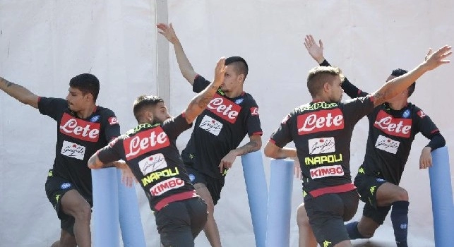 Dimaro 2018, allenamento mattutino: piccolo spavento per Callejon! <i>Tanti auguri</i> a Diawara, il pubblico osanna Verdi!