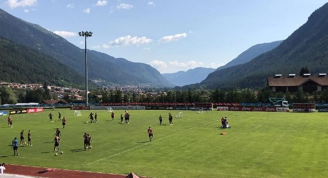 Ritiro Napoli: amichevoli con biglietti online