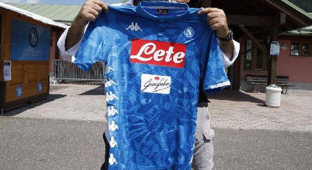 La nuova maglia della SSC Napoli