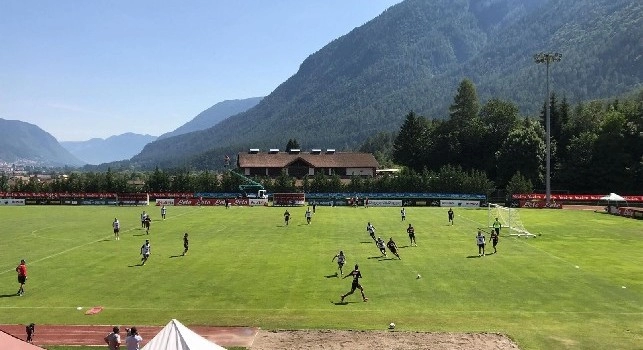 Dimaro, giorno 10: partita a campo ridotto, Neri vs Bianchi 0-5, doppio Insigne, anche Fabian in gol