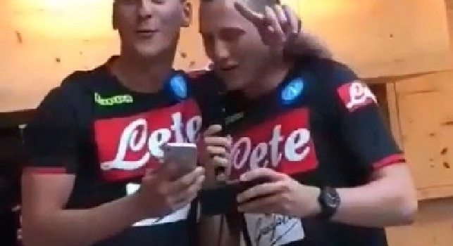 Milik e Zielinski al karaoke: l'accoglienza per gli ultimi arrivati ... [VIDEO]