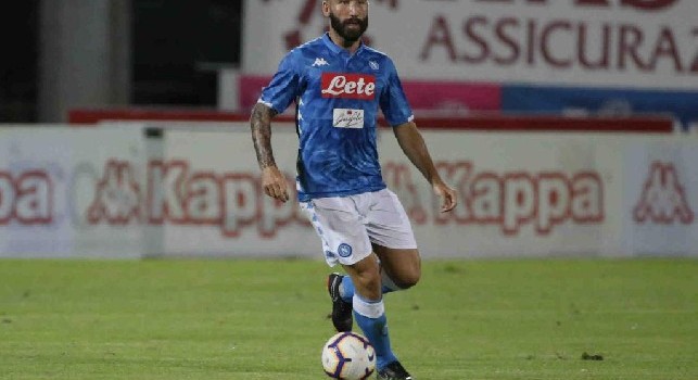 Sky - La Sampdoria intensifica i contatti con il Napoli per Tonelli: il difensore si trasferirà in liguria in prestito con obbligo di riscatto