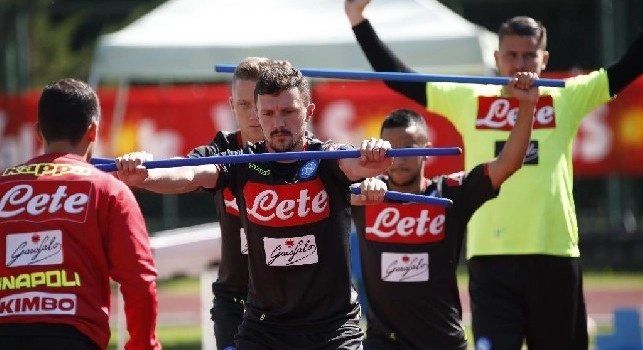 Mario Rui in gruppo, primo allenamento a Dimaro per il portoghese [FOTO CN24]
