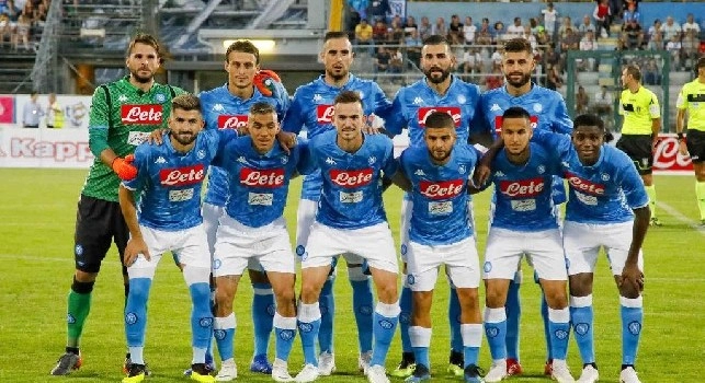 Napoli-Chievo, le probabili formazioni: tridente Verdi-Milik-Insigne, l'ex Giaccherini tira le fila dei clivensi