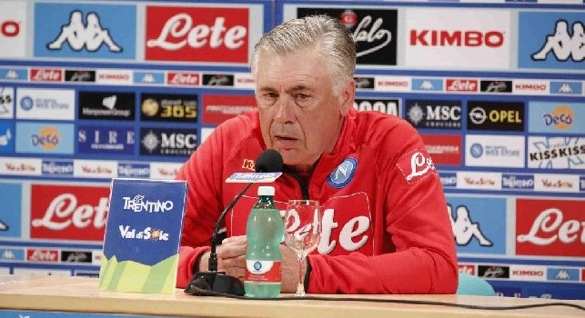 Carlo Ancelotti in conferenza stampa