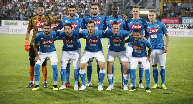 Napoli-Chievo, top & flop: Hamsik <i>goniometro</i>, Verdi <i>coordinato</i>! Ounas <i>con fiducia</i>, Rog <i>nervoso</i>. Milik ancora non al top