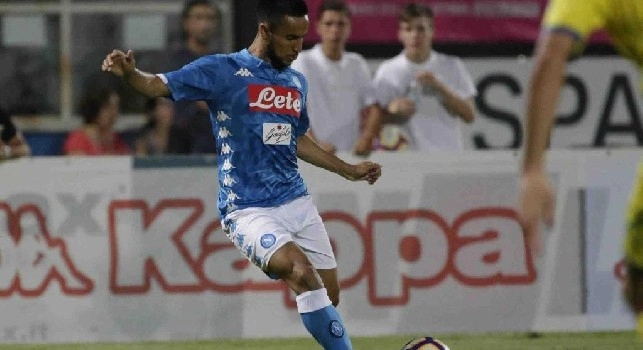 Super Ounas! Che numeri, difensori Chievo in affanno: &egrave; il migliore in campo [VIDEO]