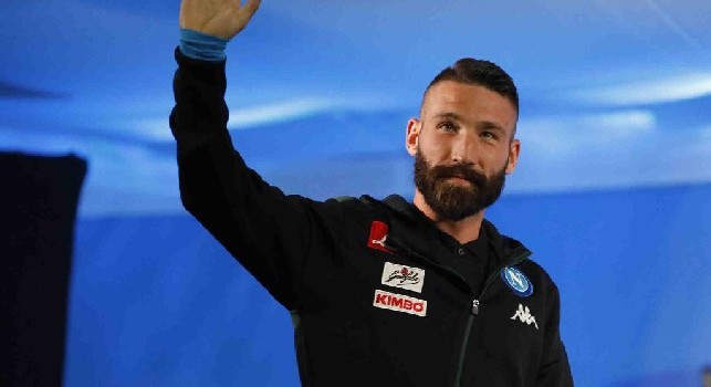 Tuttosport - Il Cagliari propone un quinquennale a Tonelli, si lavora col Napoli per la formula