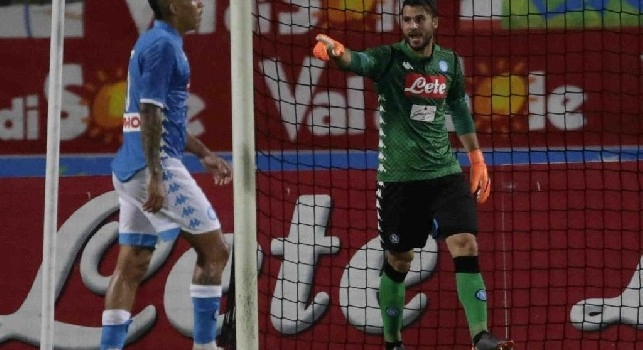 Sky anticipa la formazione del Napoli: ci sono Karnezis e Malcuit dal primo minuto, out Mario Rui [GRAFICO]